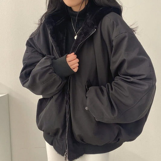 Chaqueta de invierno entallada para mujer en negro