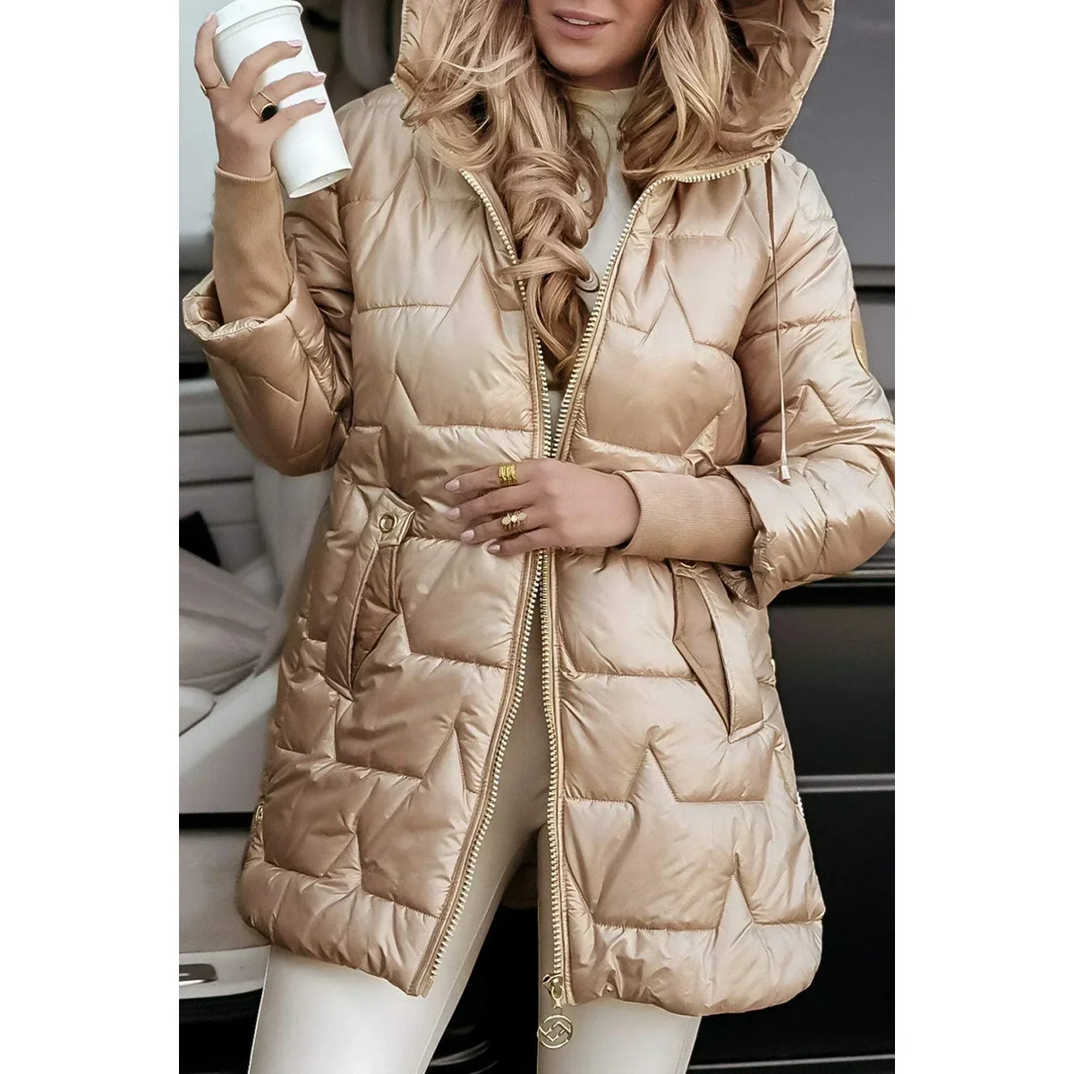 Abrigo acolchado largo con capucha para mujer, vista lateral