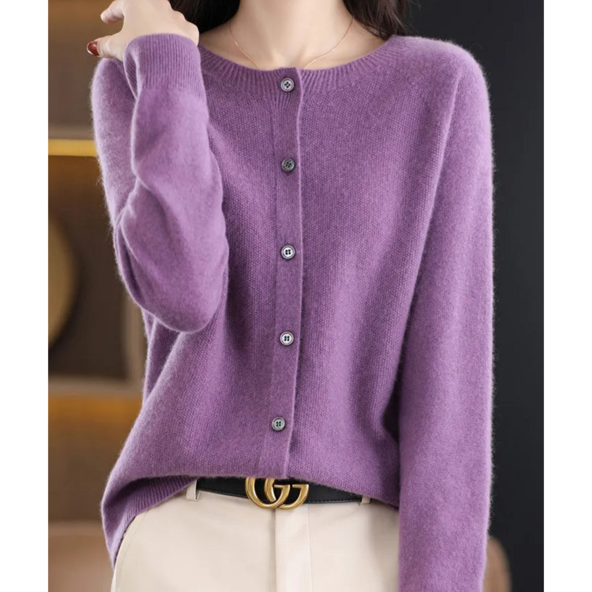 Cárdigan de punto fino con botones para mujer en morado