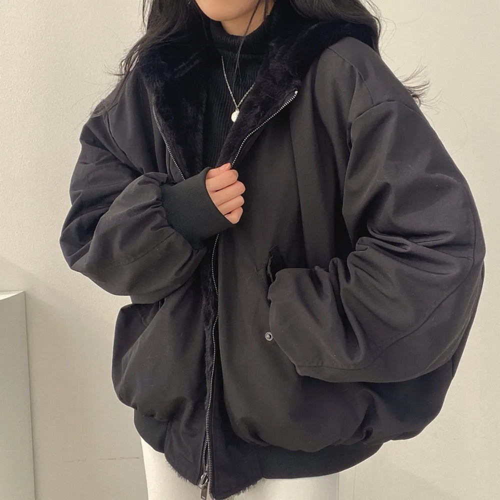 Chaqueta de invierno entallada para mujer en negro