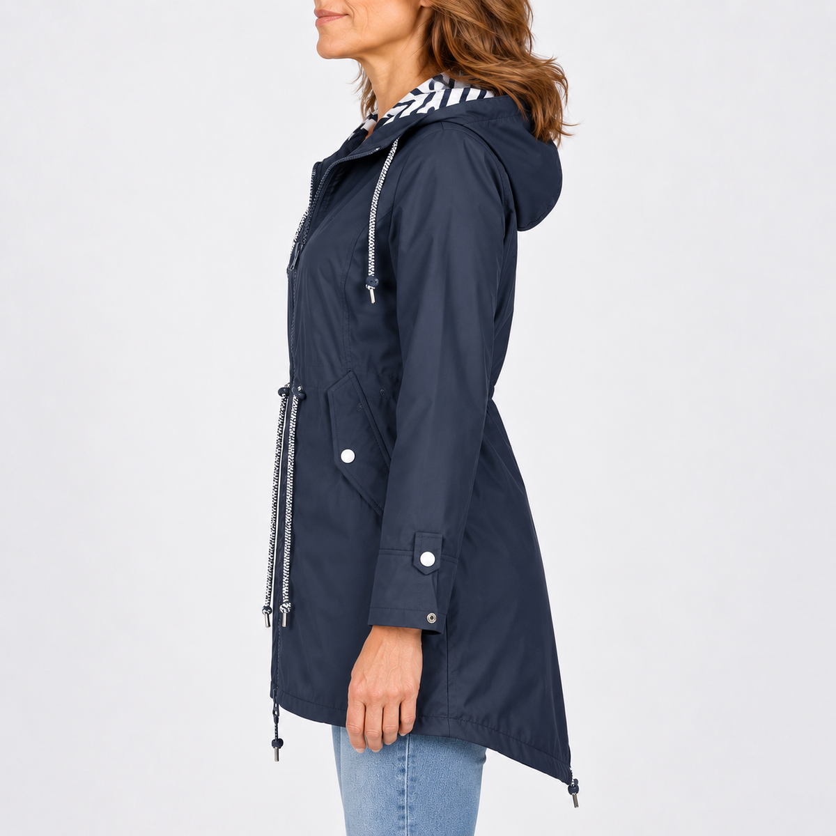 Parka con capucha para mujer