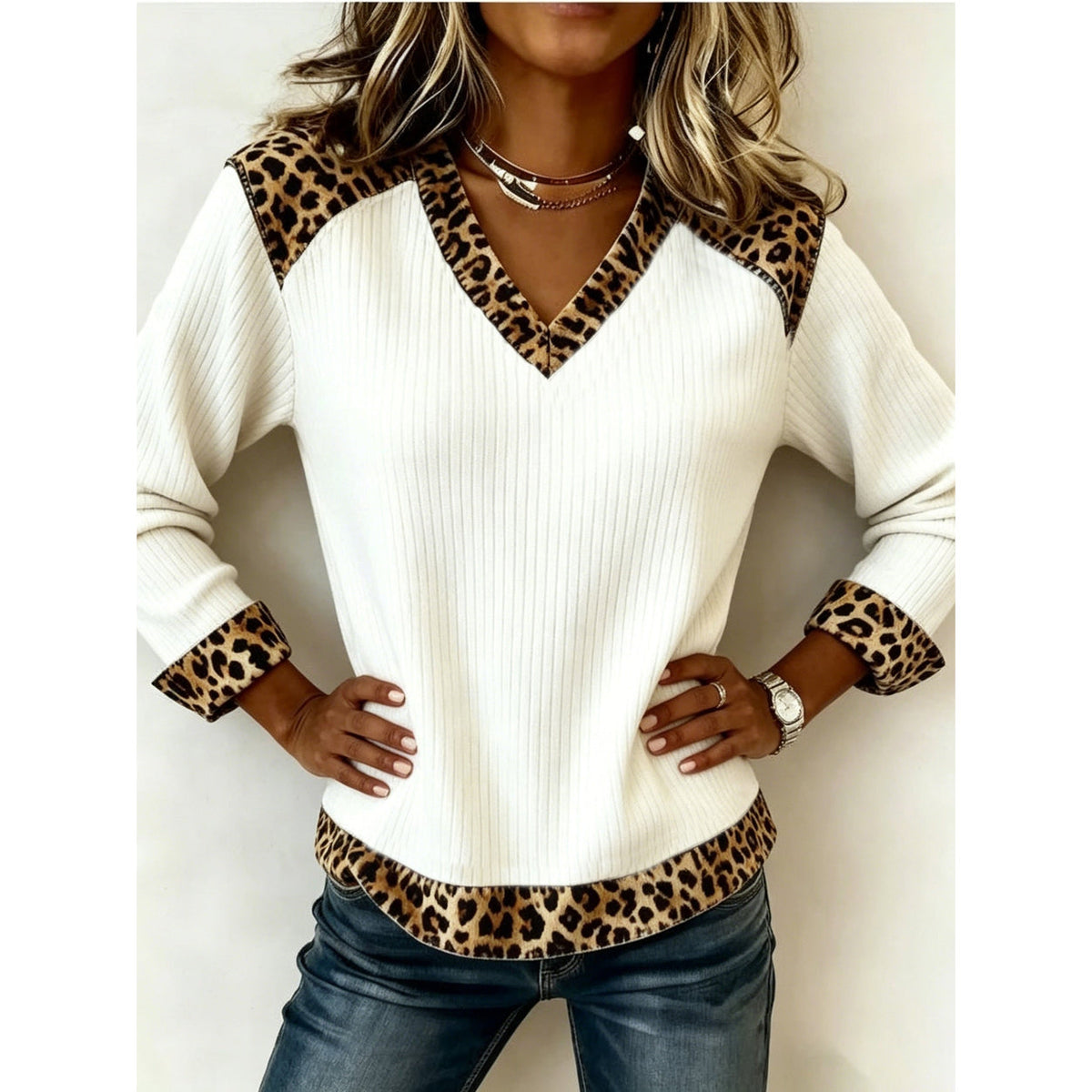 Top de canalé con escote en pico, look completo